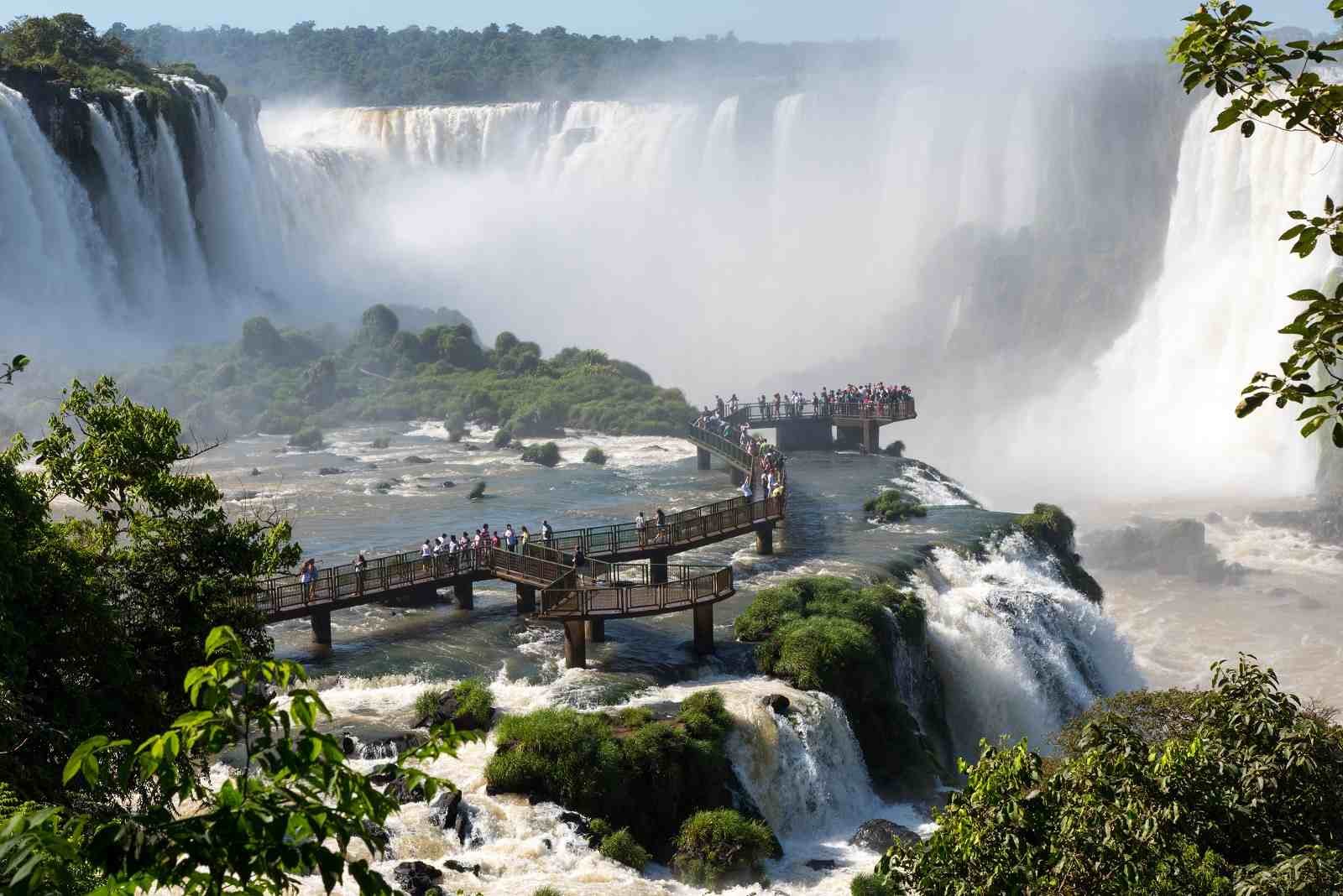 Iguazu Falls Argentina Brazil Air Terjun Spektakuler di Perbatasan Dua Negara